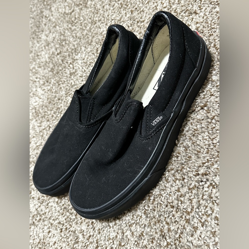 Black Slid-On Vans
